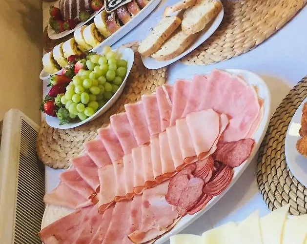 Πανσιόν Krasny Sklep 3*